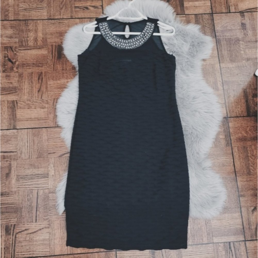 FRANK LYMAN Metallic Beaded Ring Neck Sweetheart Chiffon Tiered Dress- S… - Picture 7 of 15